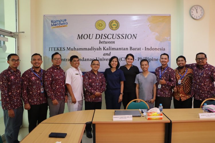 Visitasi Kampus ITEKES MUH KALBAR dari CMU Filipina