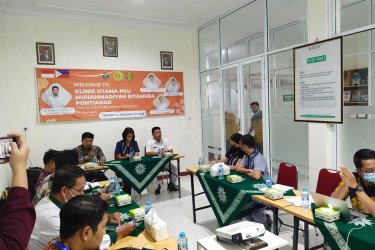 Visitasi Kampus ITEKES MUH KALBAR dari CMU Filipina