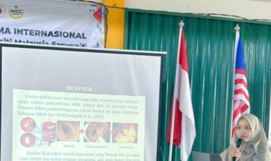 PENGABDIAN KEPADA MASYARAKAT KERJASAMA INTERNASIONAL  ITEKES MUHAMMADIYAH KALBAR DENGAN UNIVERSITI MALAYSIA SARAWAK