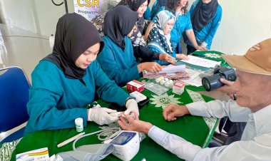 PEDULI KESEHATAN USUS DOSEN DAN MAHASISWA ITEKESMuKalBar EDUKASI TENTANG KANKER COLORECTAL